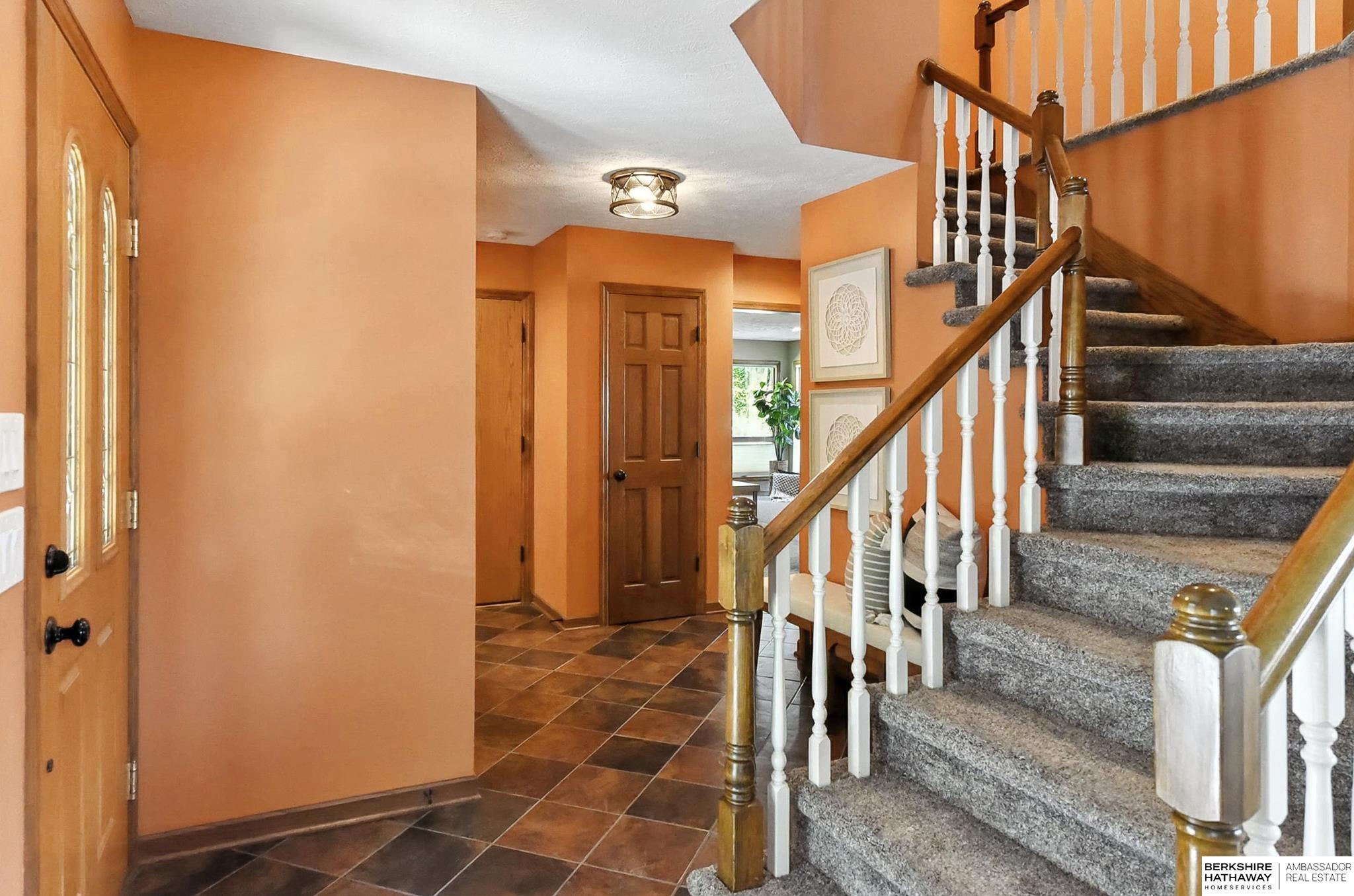 805 Valentine Lane