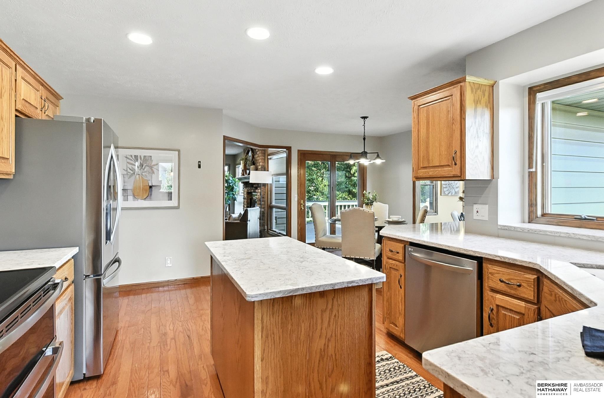 805 Valentine Lane