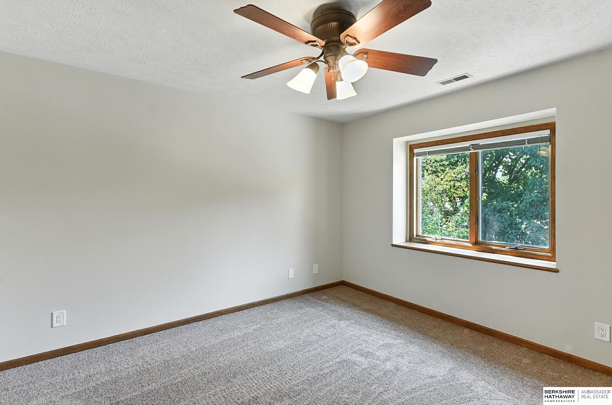 805 Valentine Lane