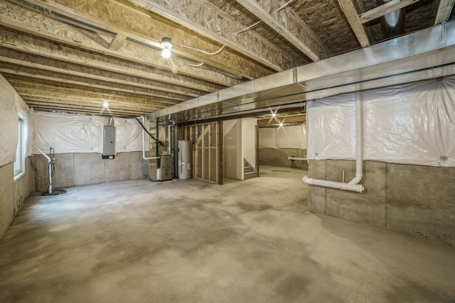 3393 Caledonia Drive