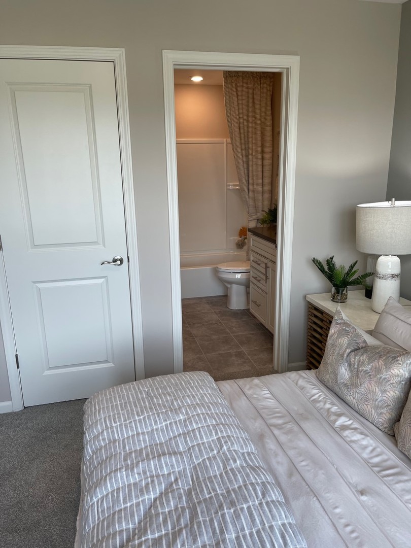 2329 Southwind Boulevard Unit: 3202