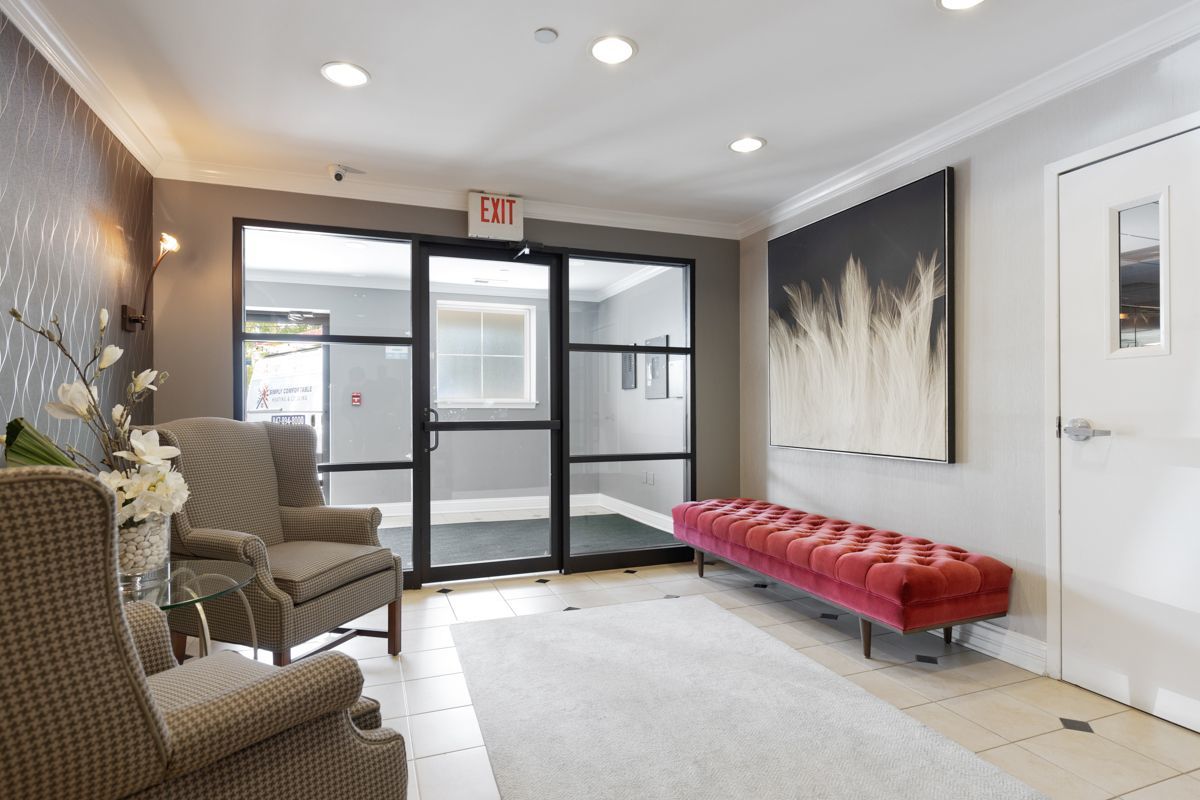 77 N QUENTIN Road Unit: 312