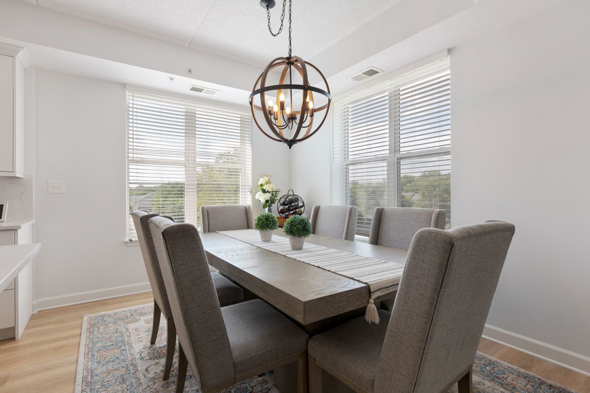 77 N QUENTIN Road Unit: 312