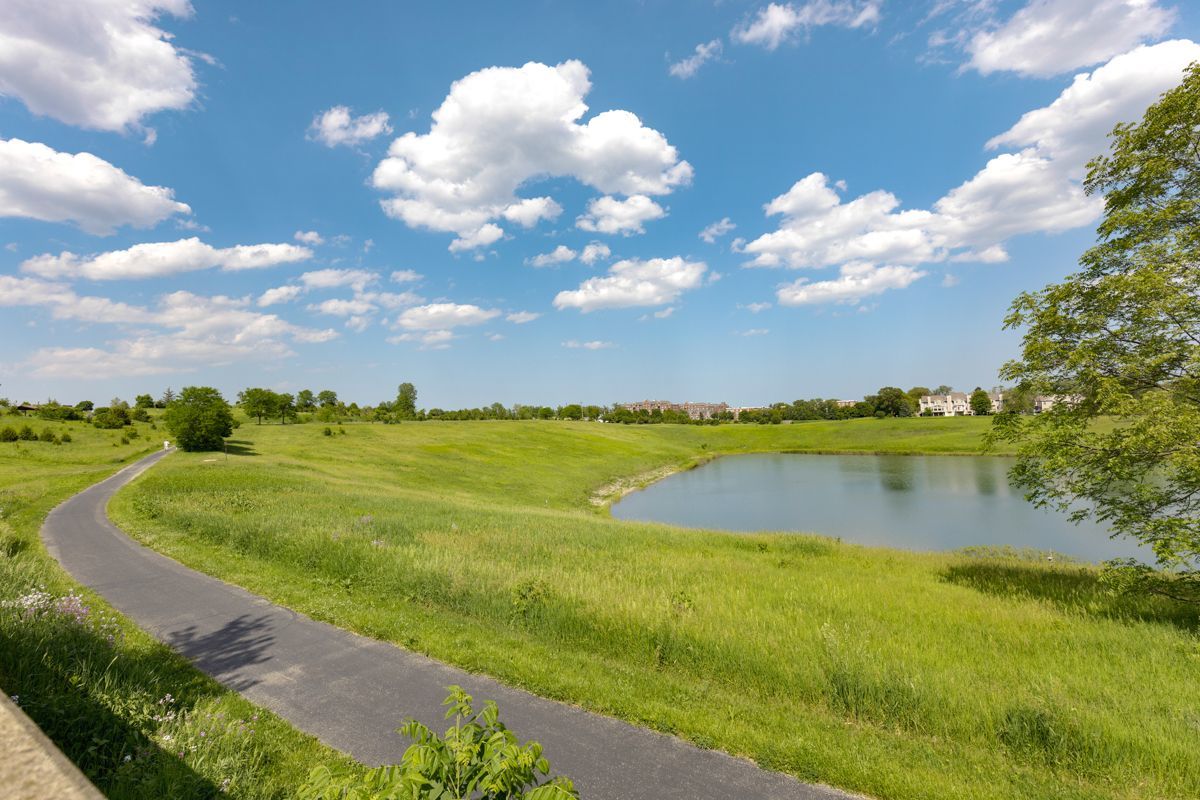 77 N QUENTIN Road Unit: 312