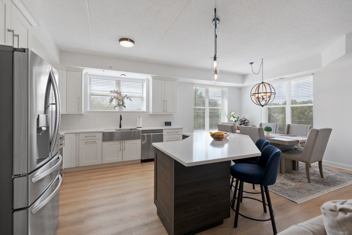 77 N QUENTIN Road Unit: 312