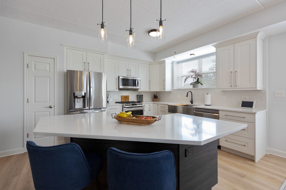 77 N QUENTIN Road Unit: 312