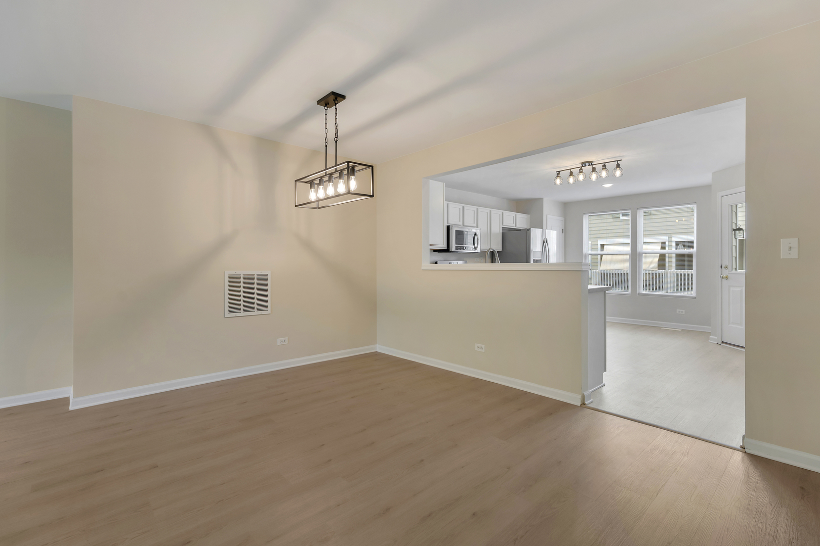2441 Emily Lane
