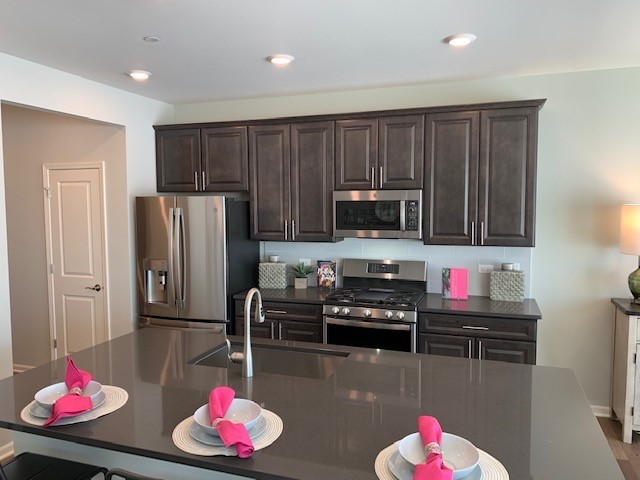 931 Shagbark Lane Unit: 702