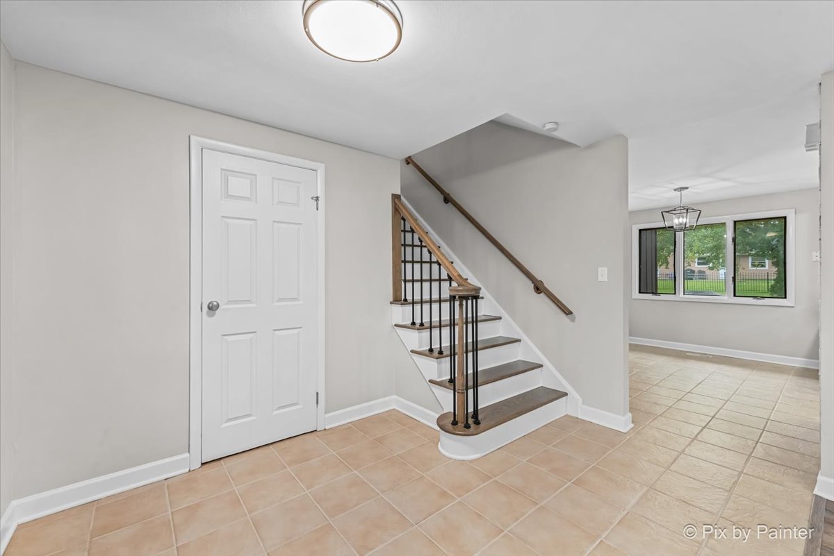 415 Laconia Lane