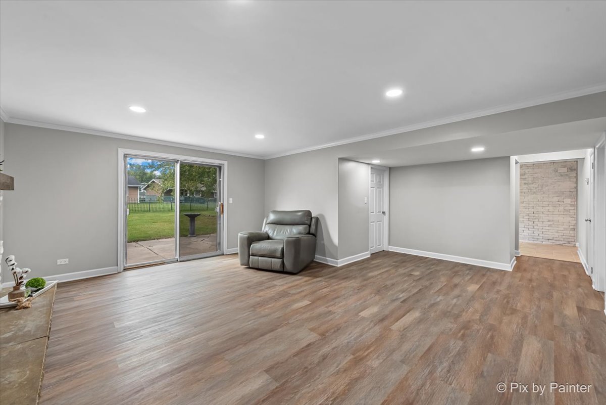 415 Laconia Lane