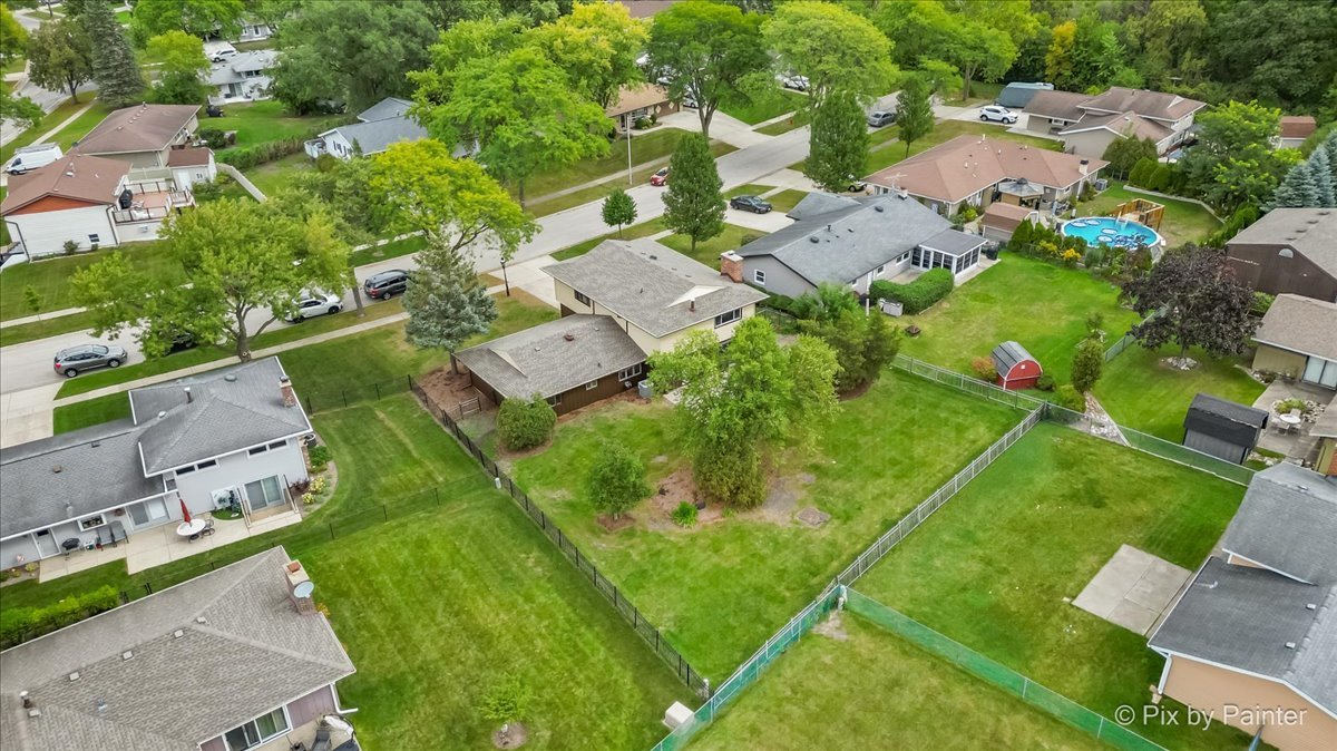 415 Laconia Lane