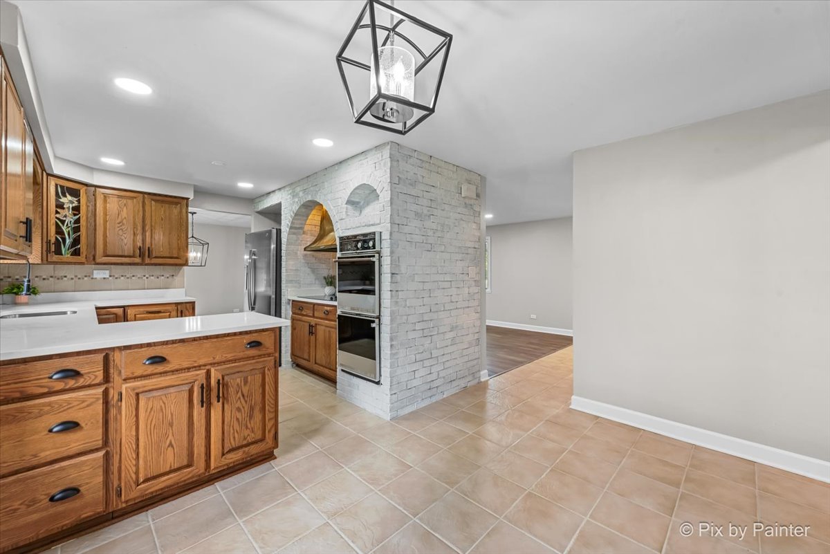 415 Laconia Lane