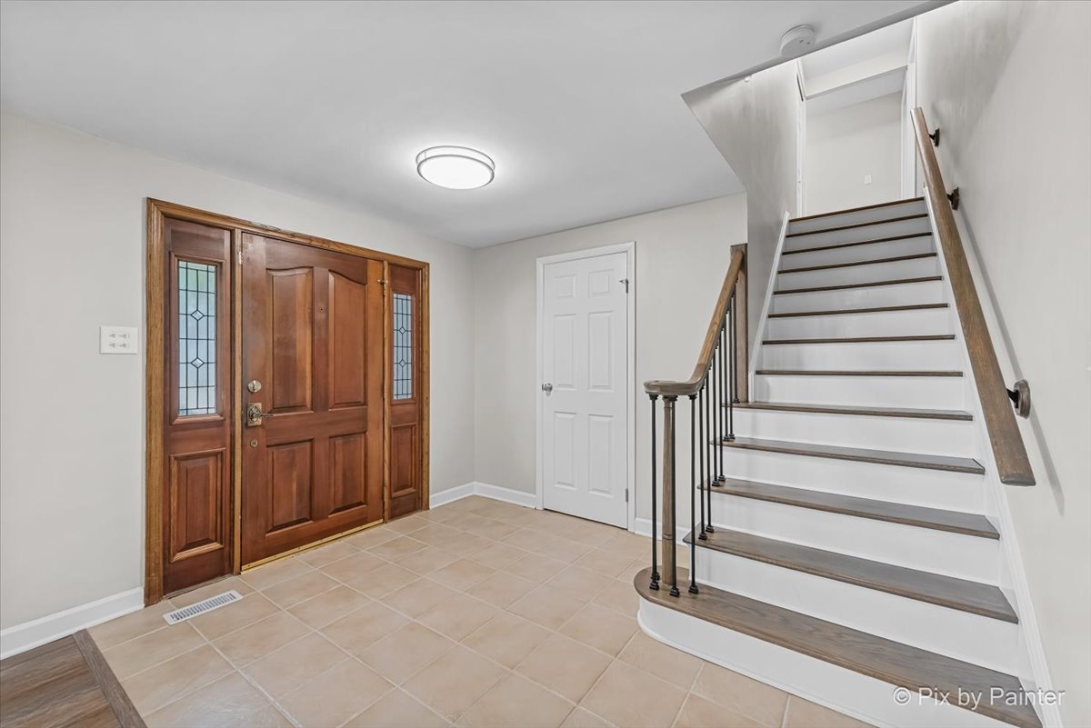 415 Laconia Lane
