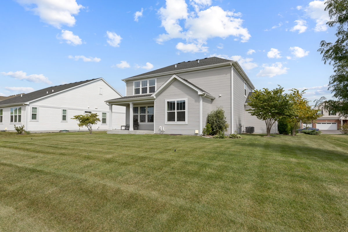 16052 S Longcommon Lane