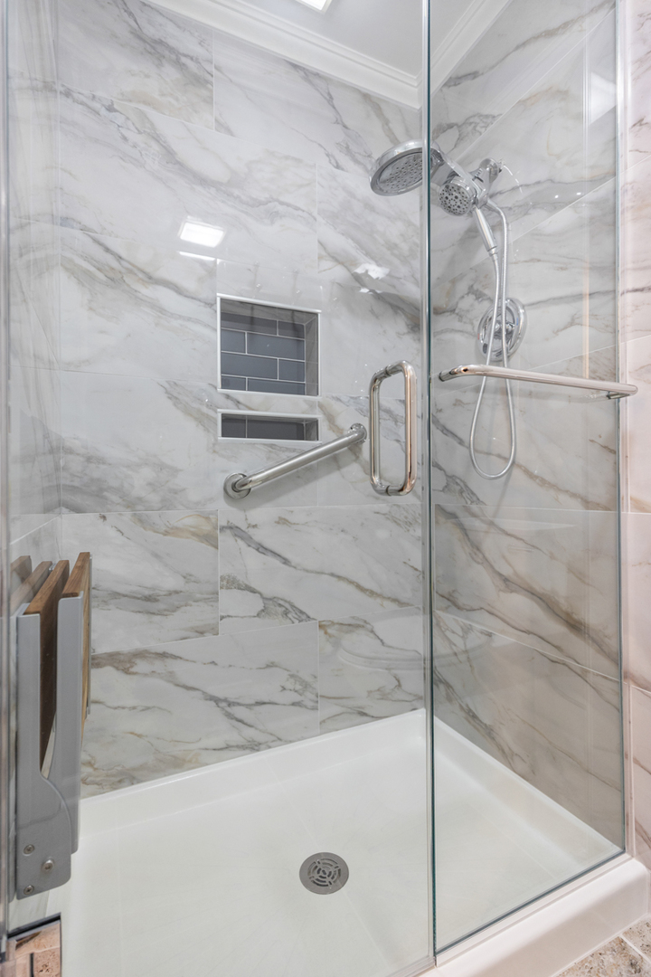 540 Biesterfield Road Unit: B315