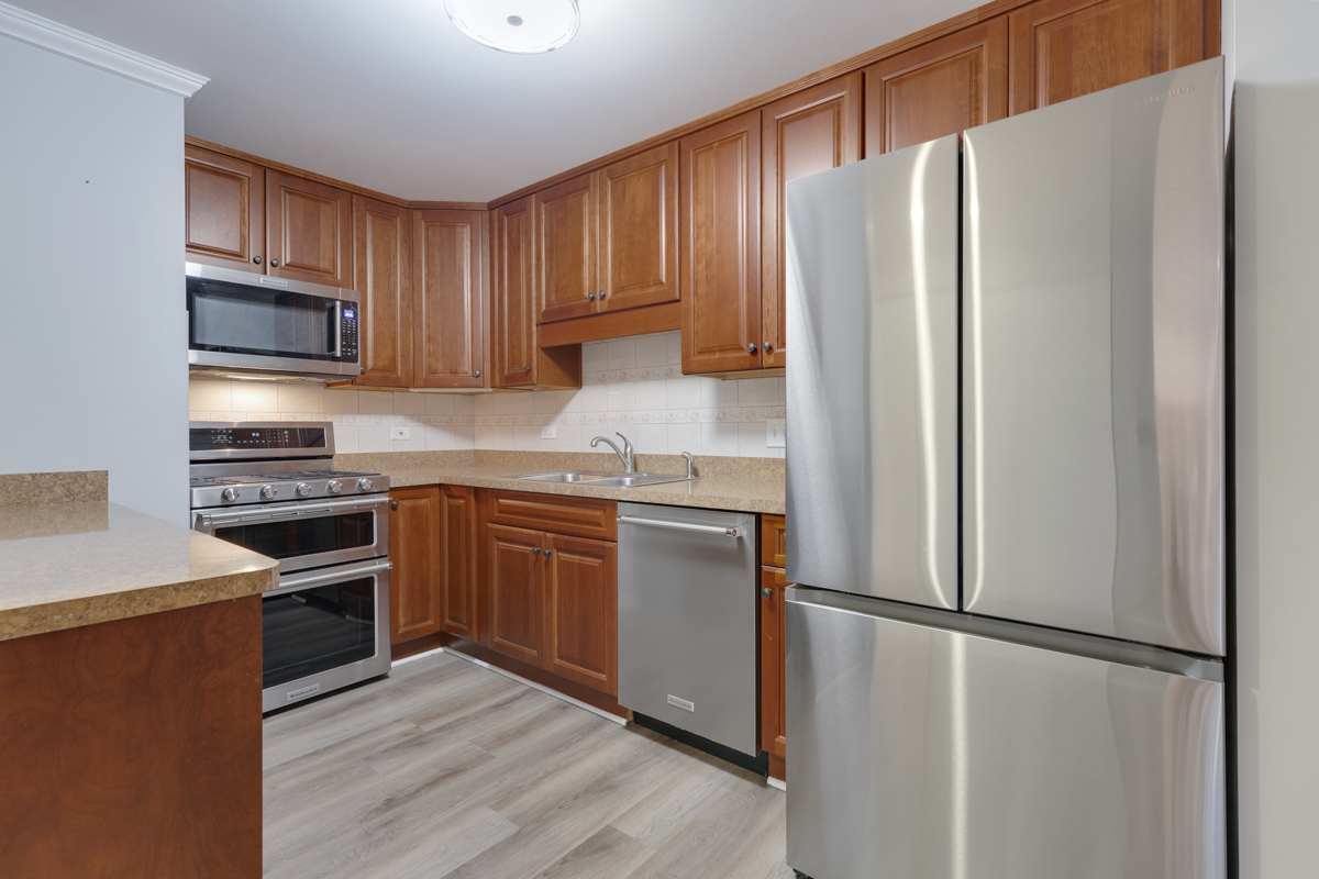 540 Biesterfield Road Unit: B315