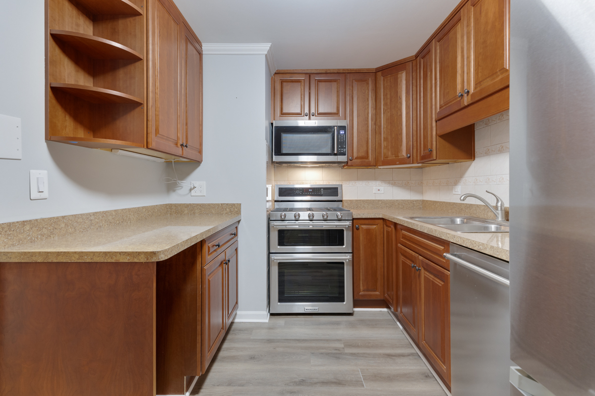 540 Biesterfield Road Unit: B315