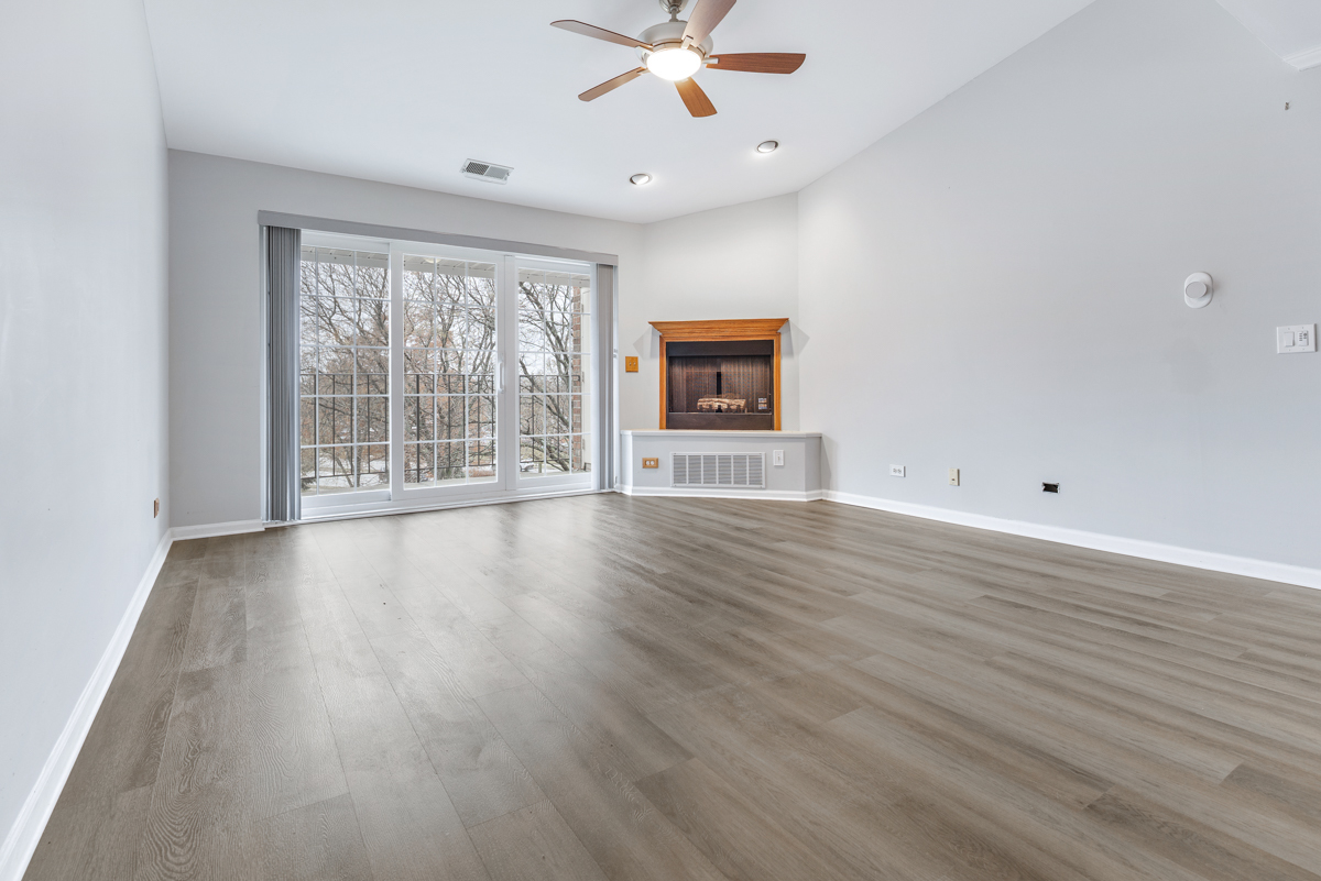 540 Biesterfield Road Unit: B315