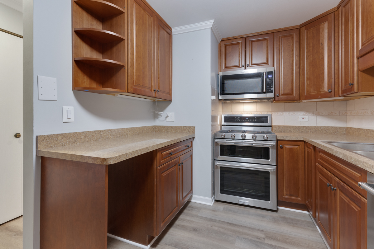 540 Biesterfield Road Unit: B315