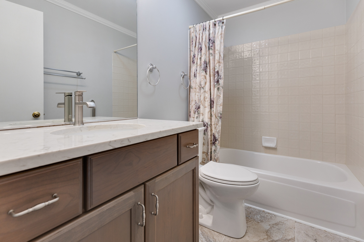 540 Biesterfield Road Unit: B315