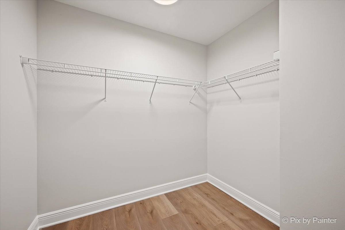 453 Raintree Drive Unit: 1H