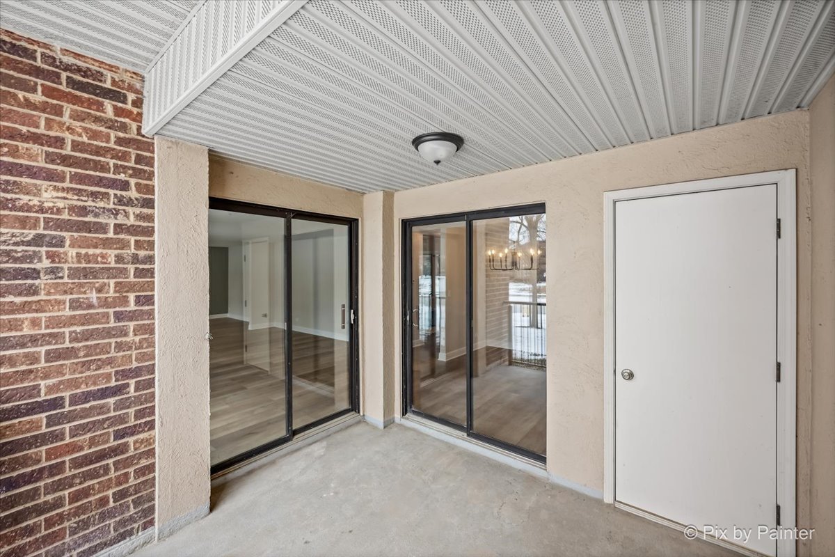 453 Raintree Drive Unit: 1H