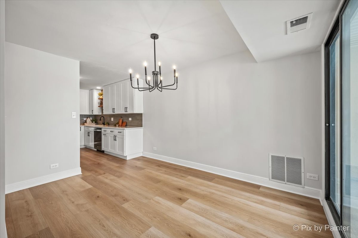 453 Raintree Drive Unit: 1H