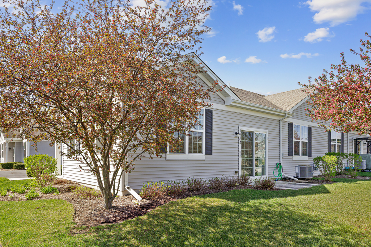 1564 Hannah Lane