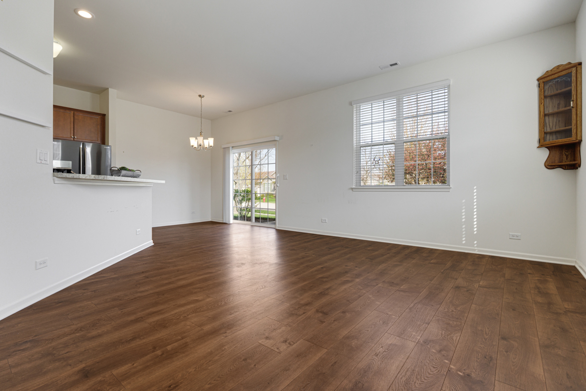 1564 Hannah Lane
