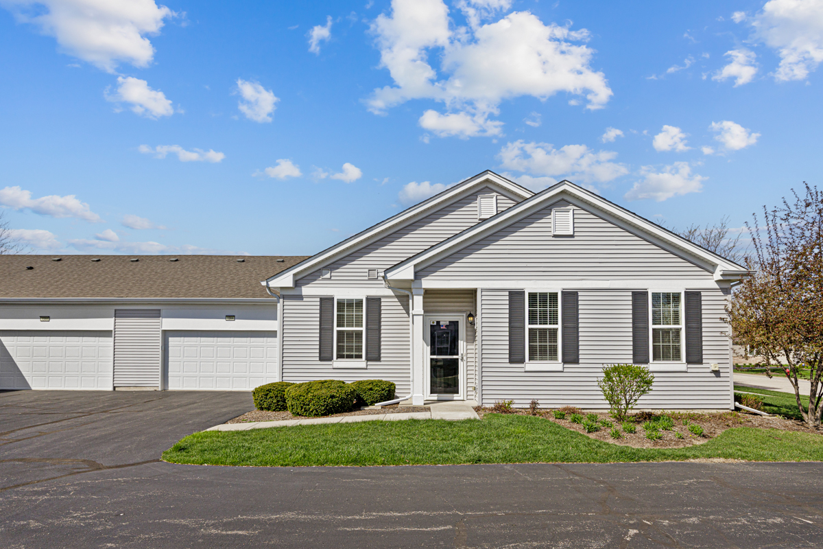 1564 Hannah Lane