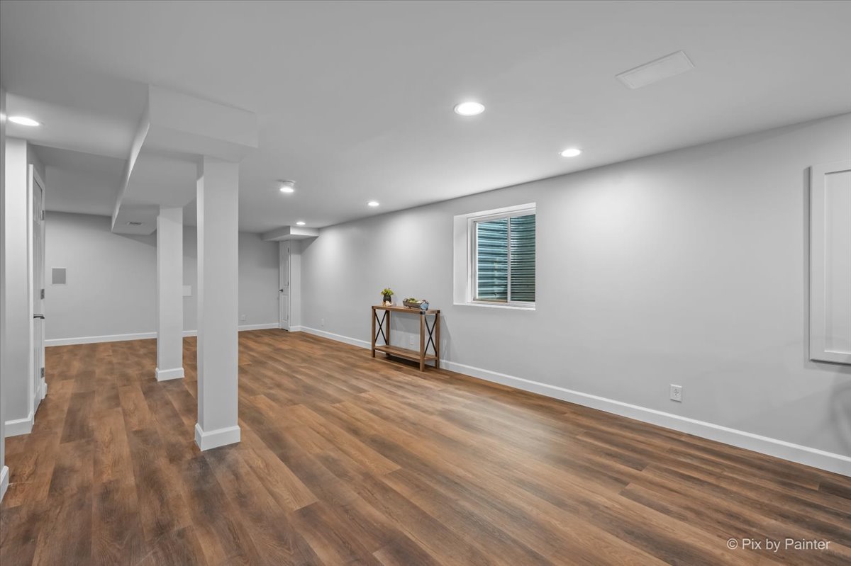 406 Mooresfield Street