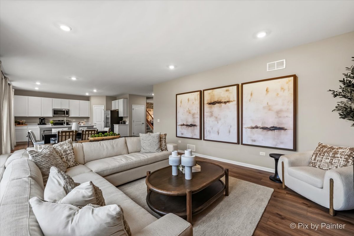 444 E Cloverlane Drive