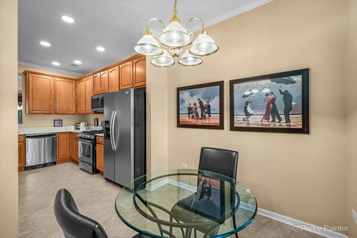 2892 Edgewater Drive