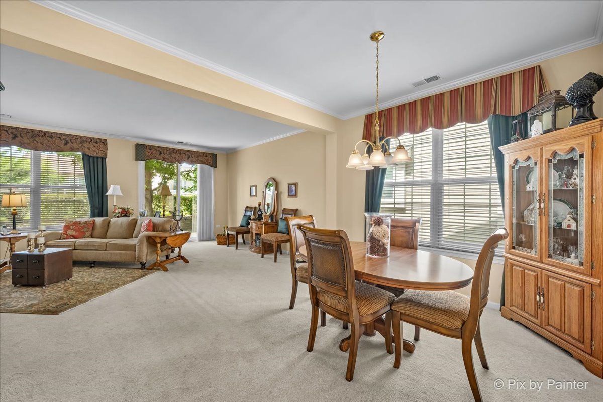 2892 Edgewater Drive