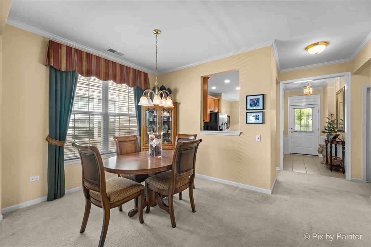 2892 Edgewater Drive