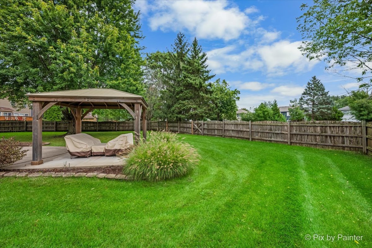 1529 Autumncrest Court