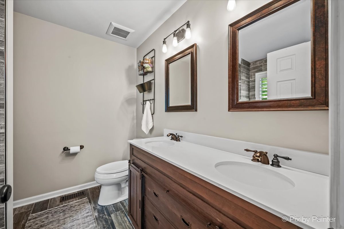 1529 Autumncrest Court