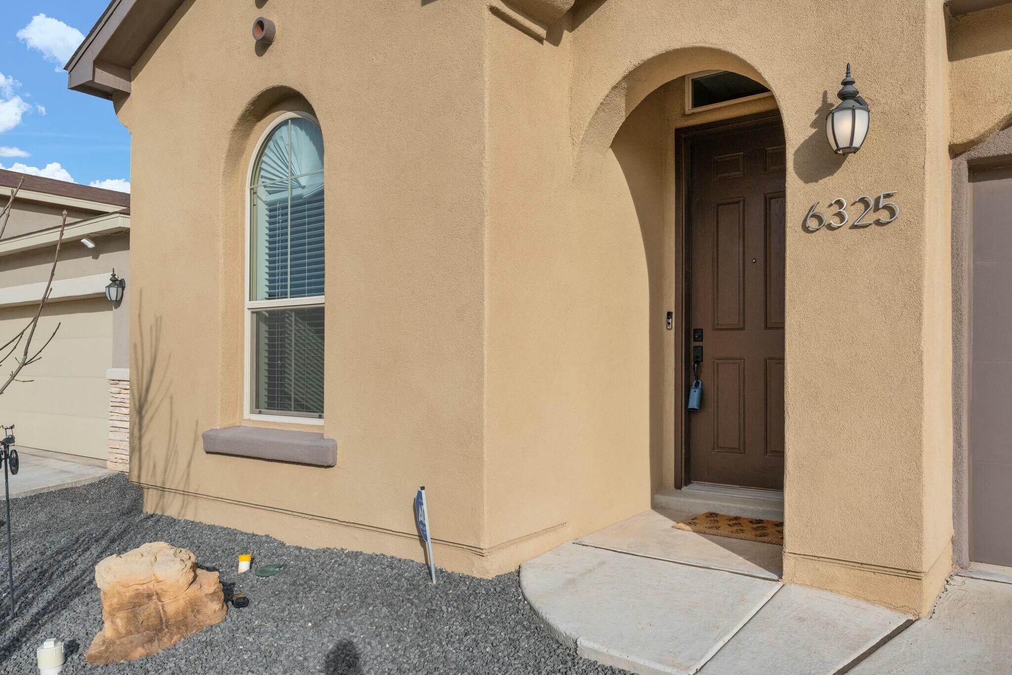 6325 KESTREL Drive NE