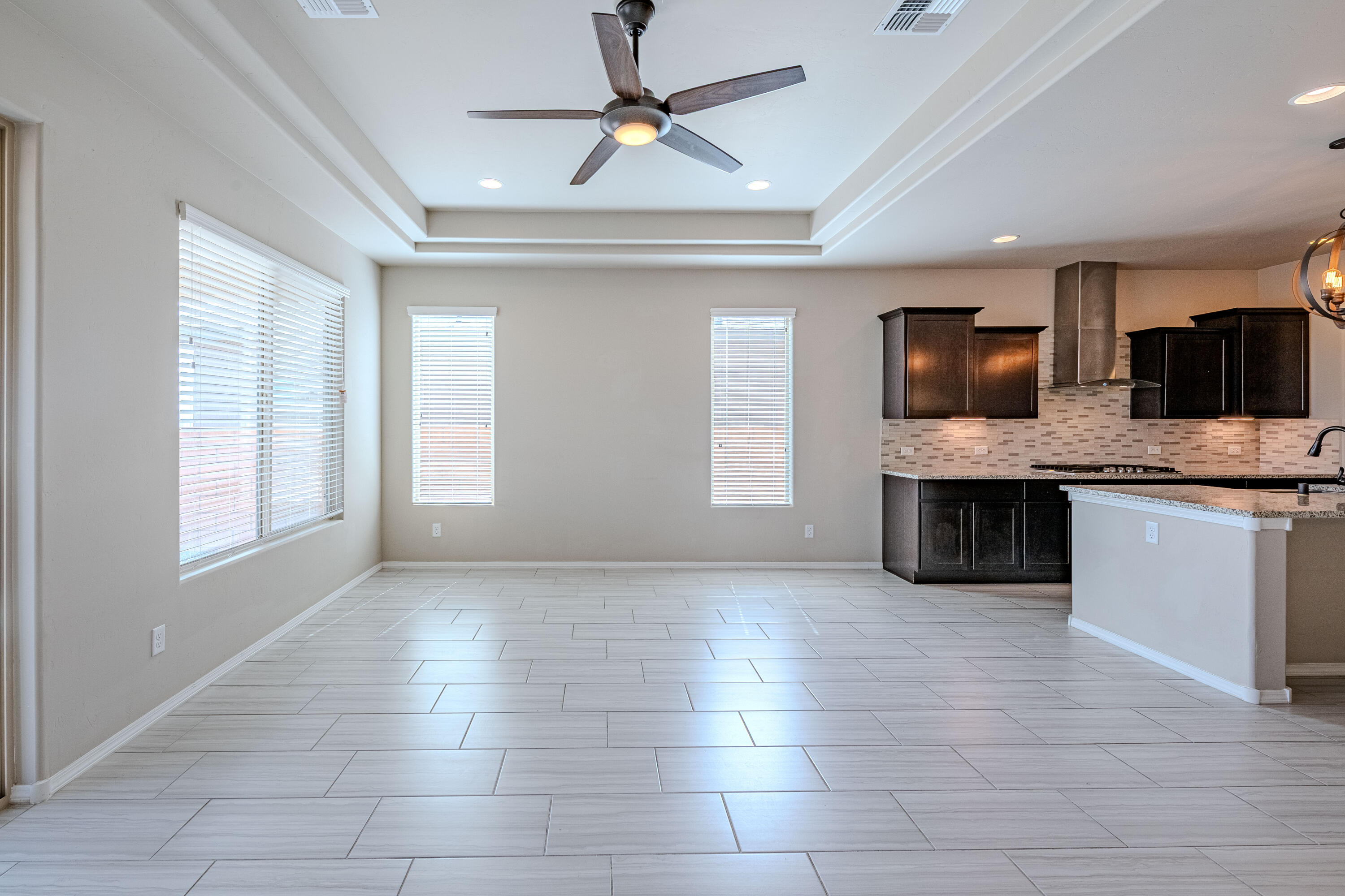 4289 CROWNED EAGLE Loop NE