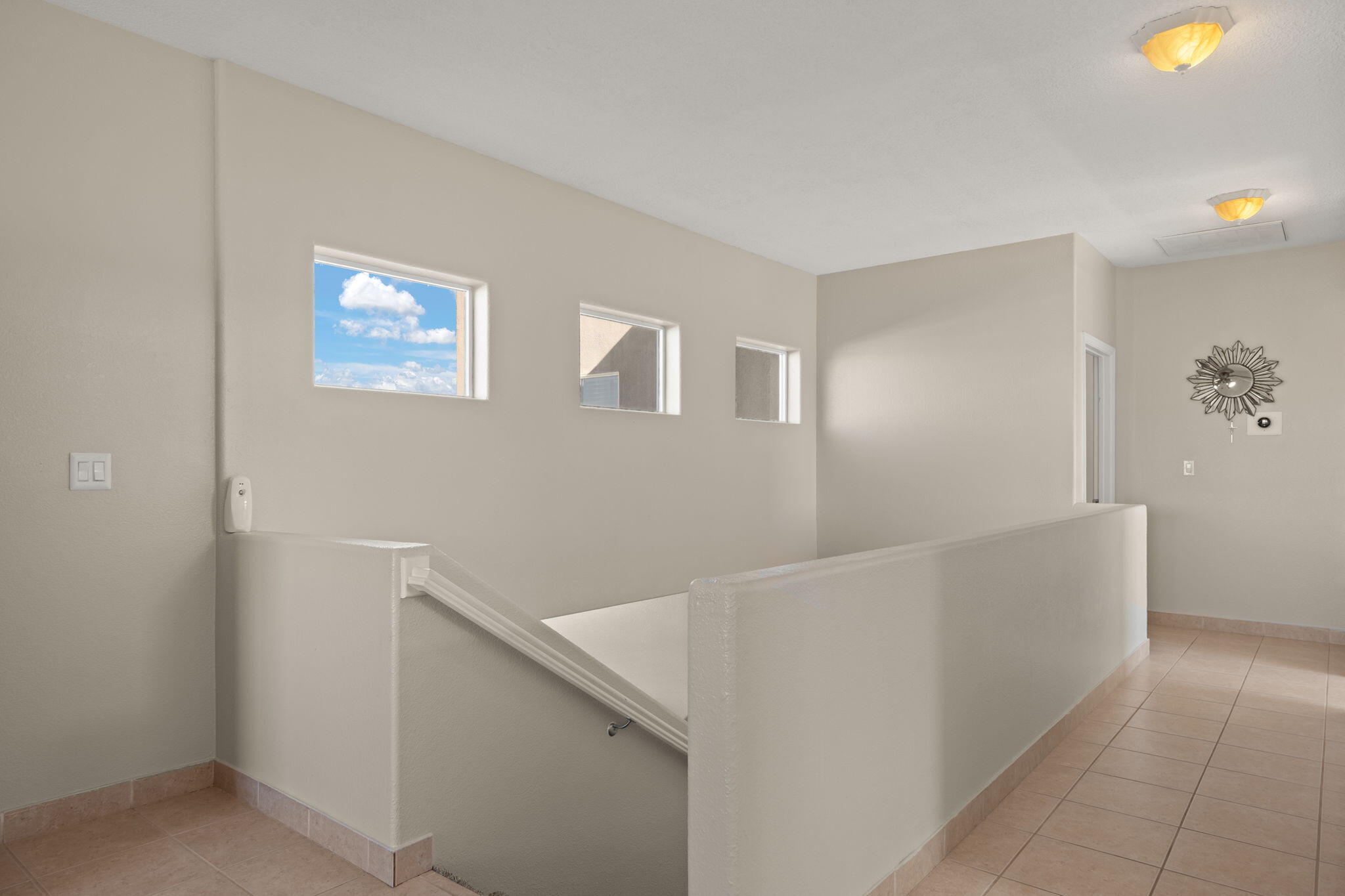 1296 MONTERREY Road NE