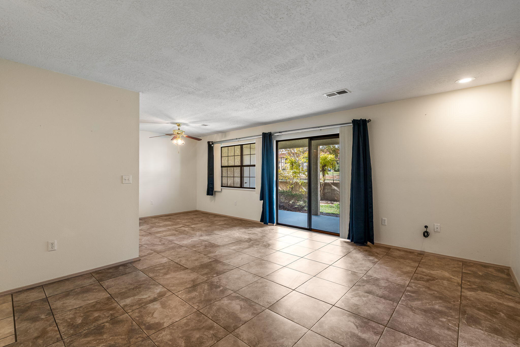 811 Country Club Drive SE APT 1B