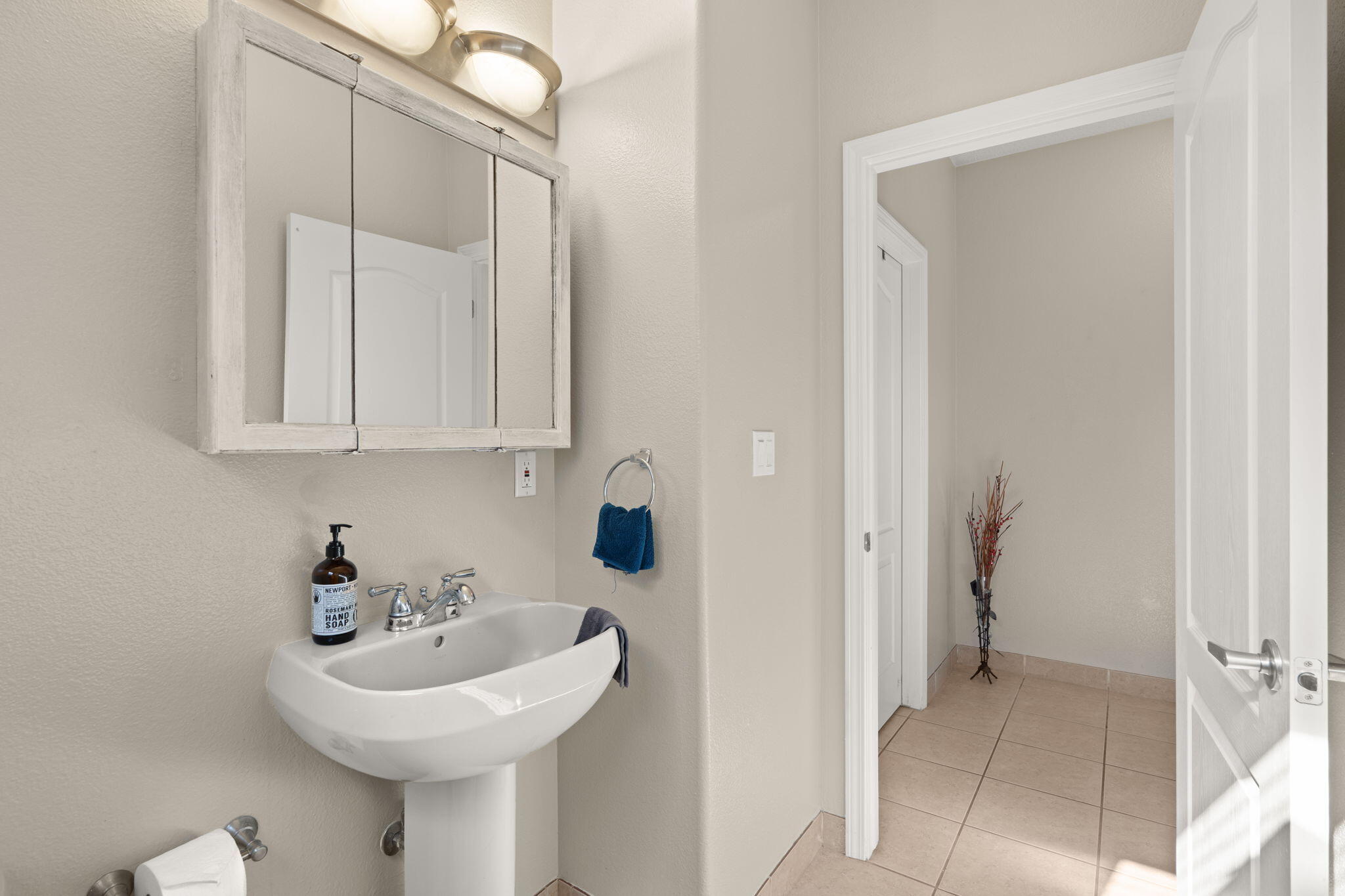 1296 Monterrey Road NE