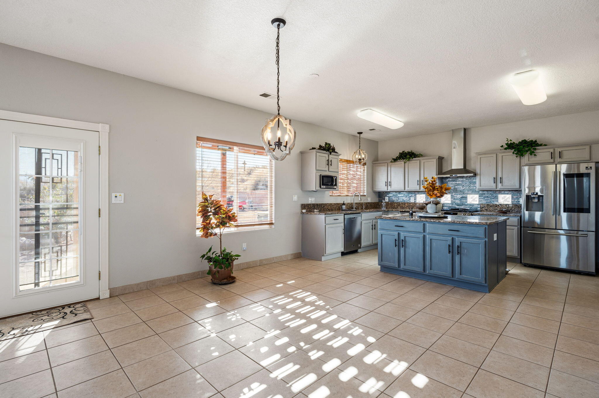 1296 Monterrey Road NE