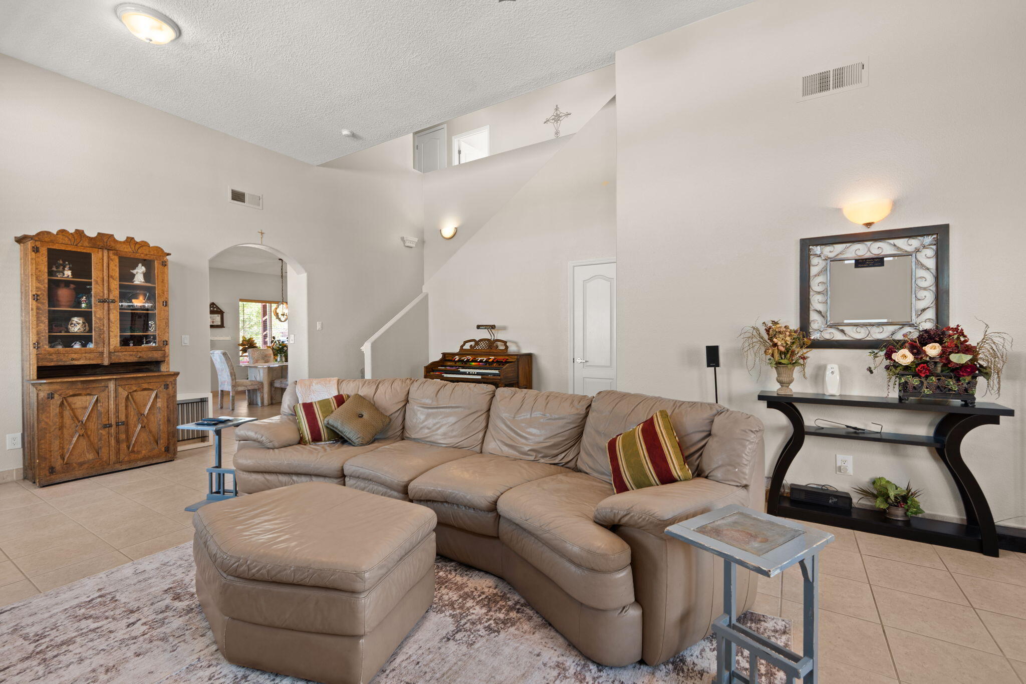 1296 Monterrey Road NE