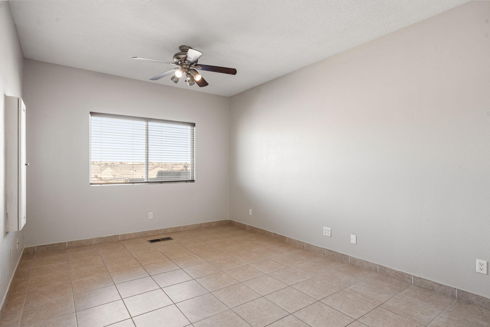 1296 Monterrey Road NE