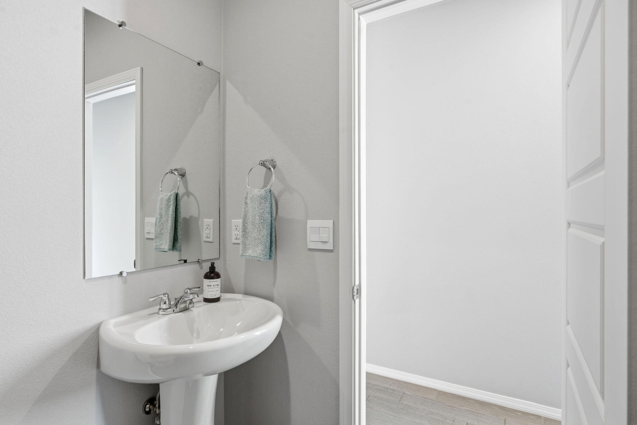 4851 Longs Peak Road NE