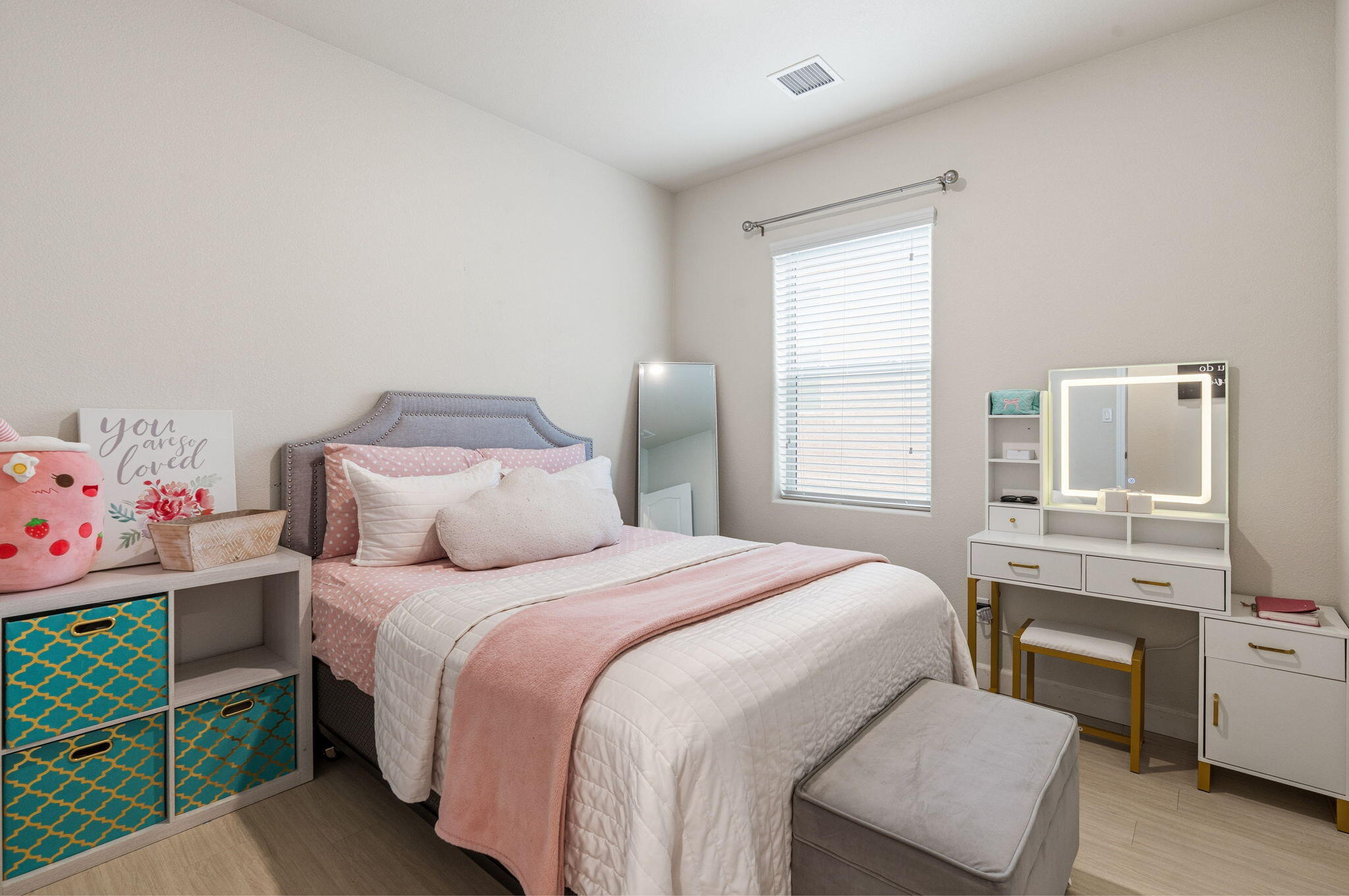 3432 Oregon Trail Road NE