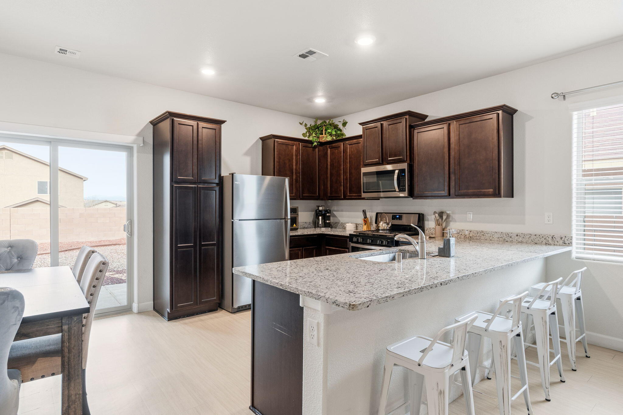 3432 Oregon Trail Road NE