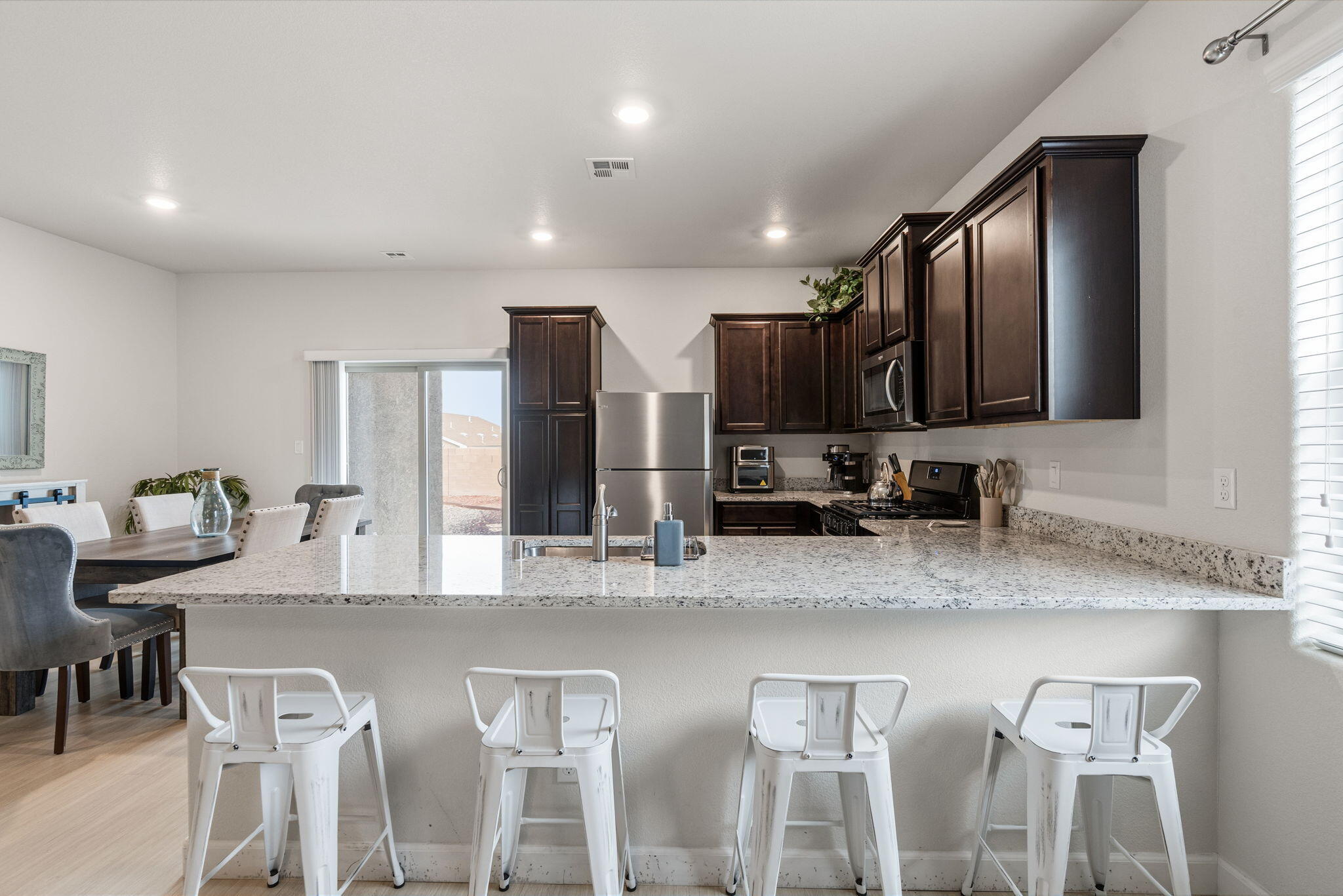 3432 Oregon Trail Road NE