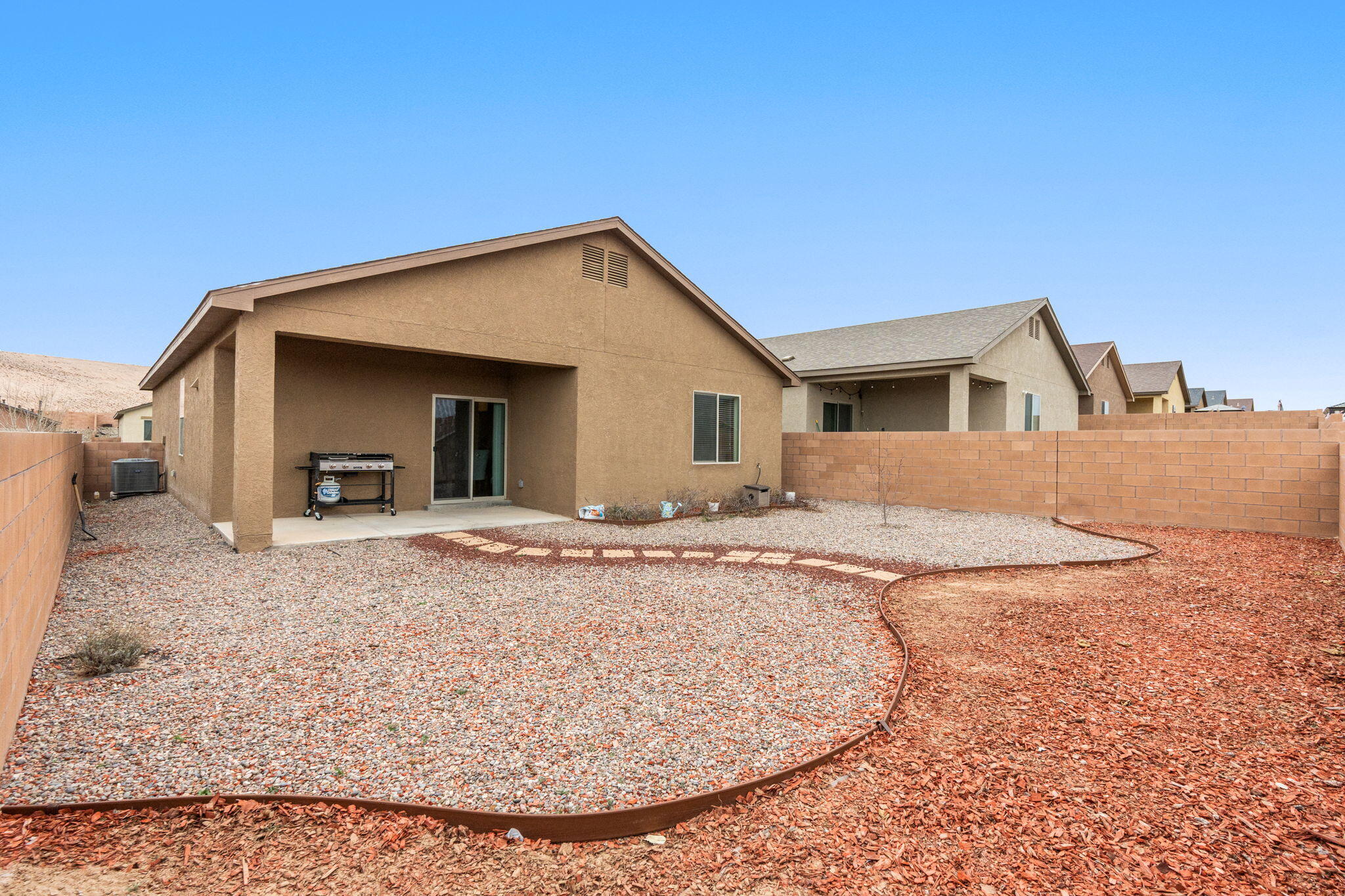 3432 Oregon Trail Road NE